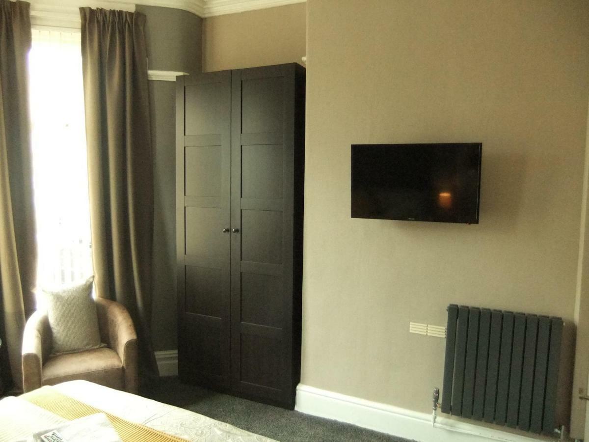 Dewsbury House Apartment Блекпул Екстериор снимка